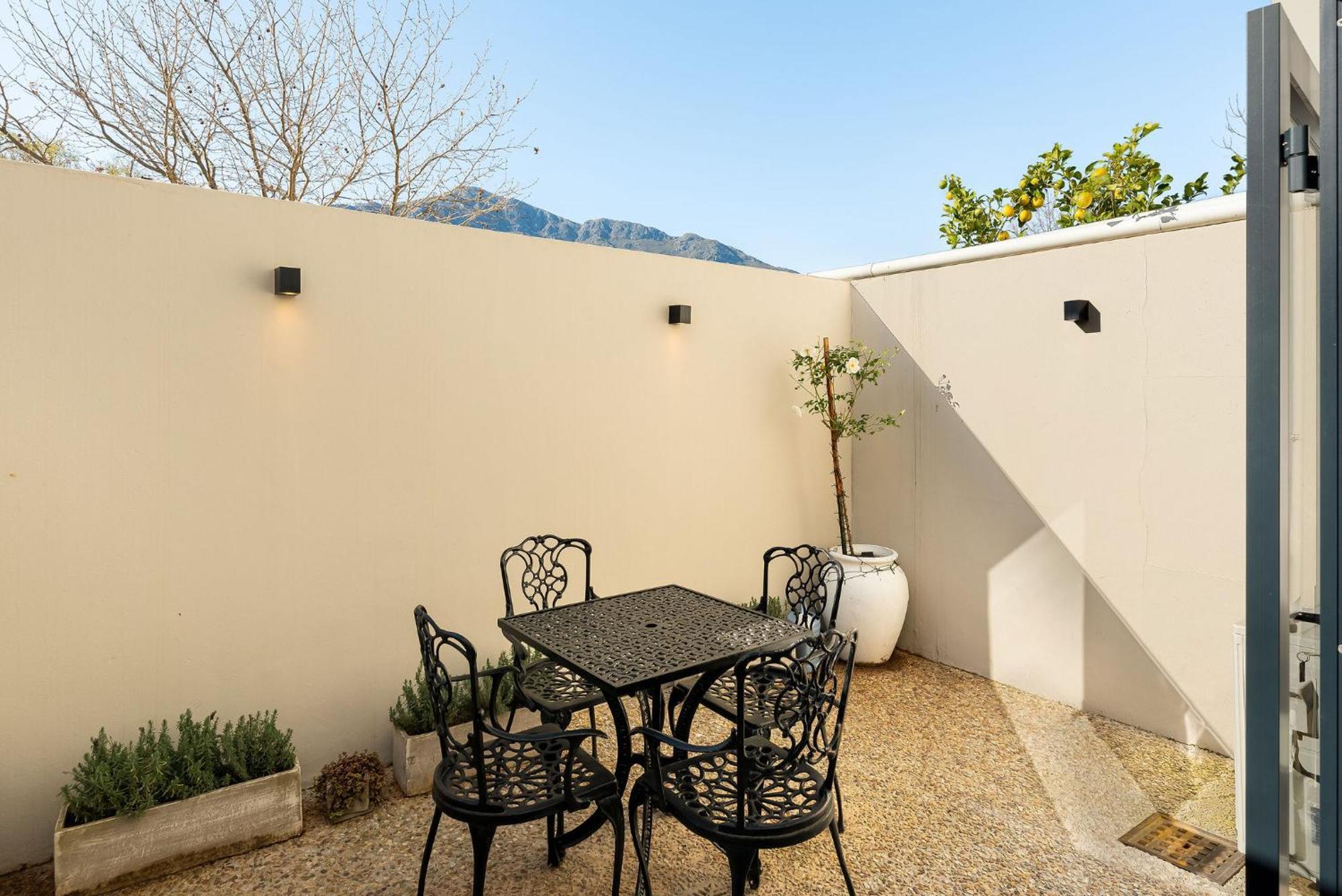 Luxury Franschhoek Getaway Next To Winetram Экстерьер фото